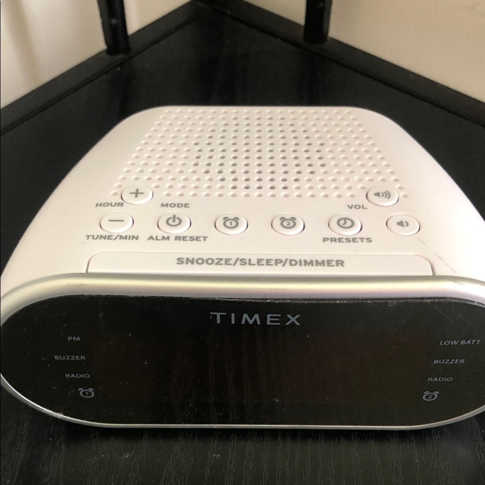 Timex White Digital AM/FM Clock Radio with Snooze & Dimmer